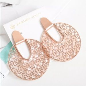 NWOT Kendra Scott RoseGold Diane Statement Earring